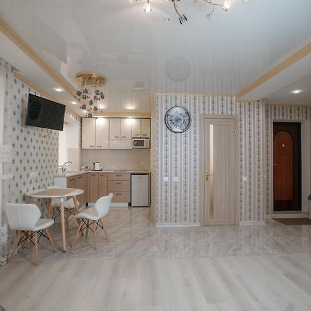 Apartaments On Preobrazhenskaya 8 Kropyvnytskyi Ngoại thất bức ảnh