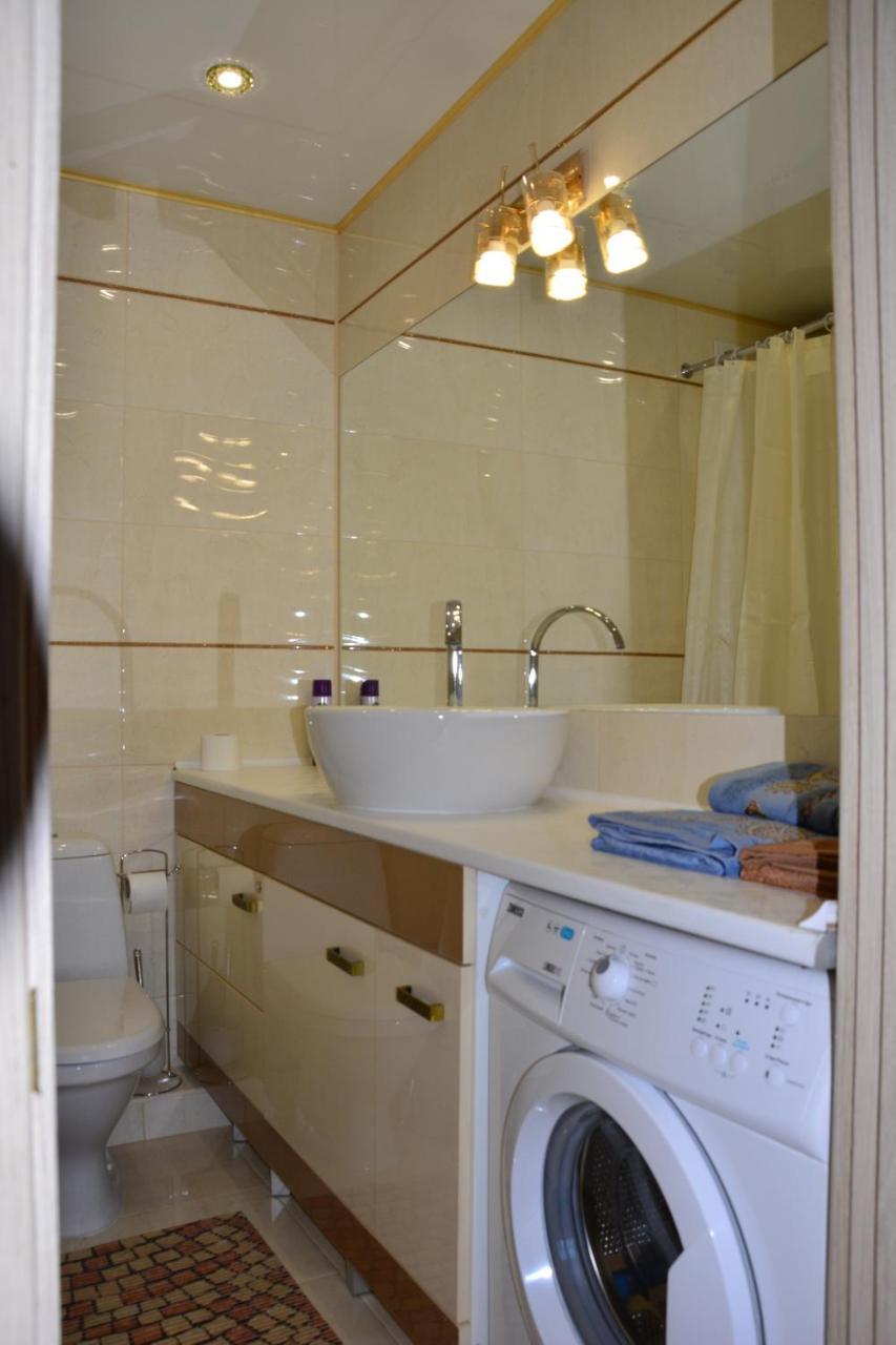 Apartaments On Preobrazhenskaya 8 Kropyvnytskyi Ngoại thất bức ảnh