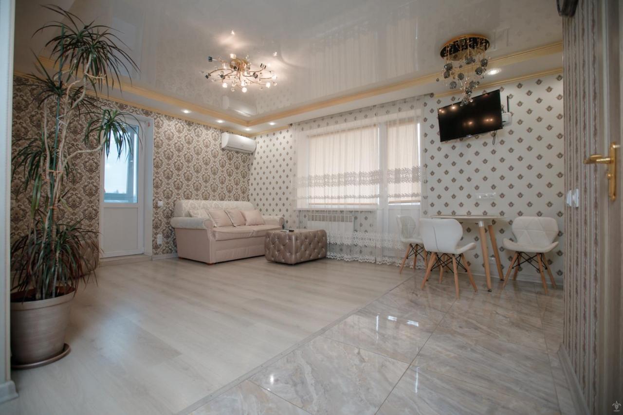 Apartaments On Preobrazhenskaya 8 Kropyvnytskyi Ngoại thất bức ảnh